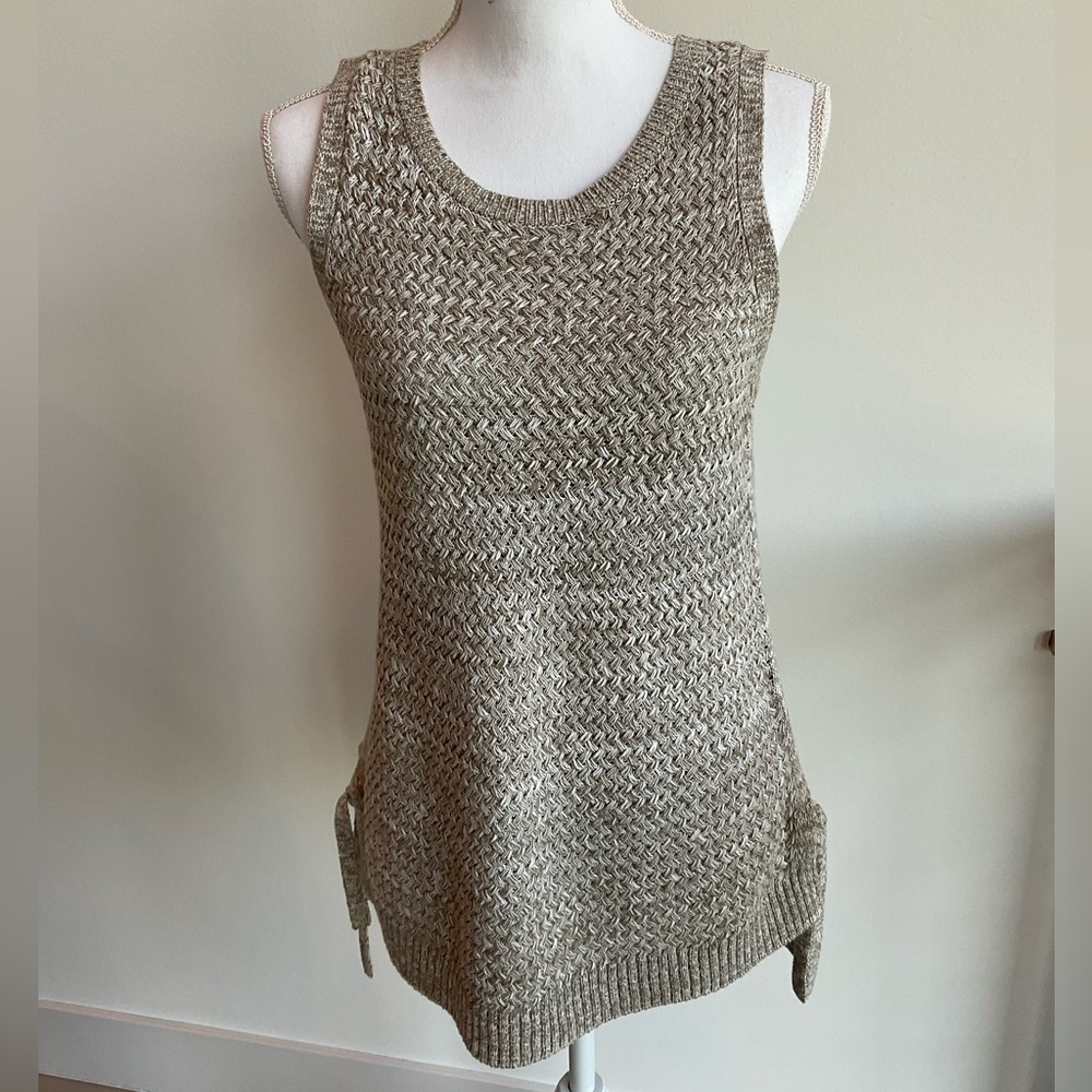 Tommy Bahama Tan Knit Sleeveless Top